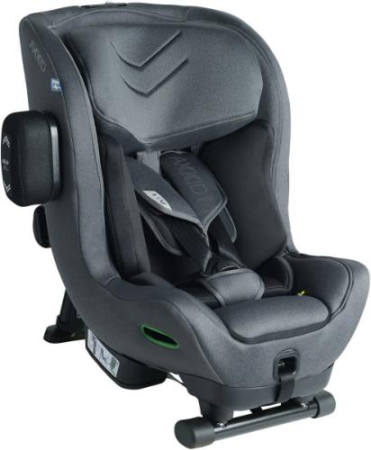 Axkid Minikid 4 turvaistuin kokemuksia – pitkäikäinen ja tilava istuin selkä menosuuntaan matkustamiseen